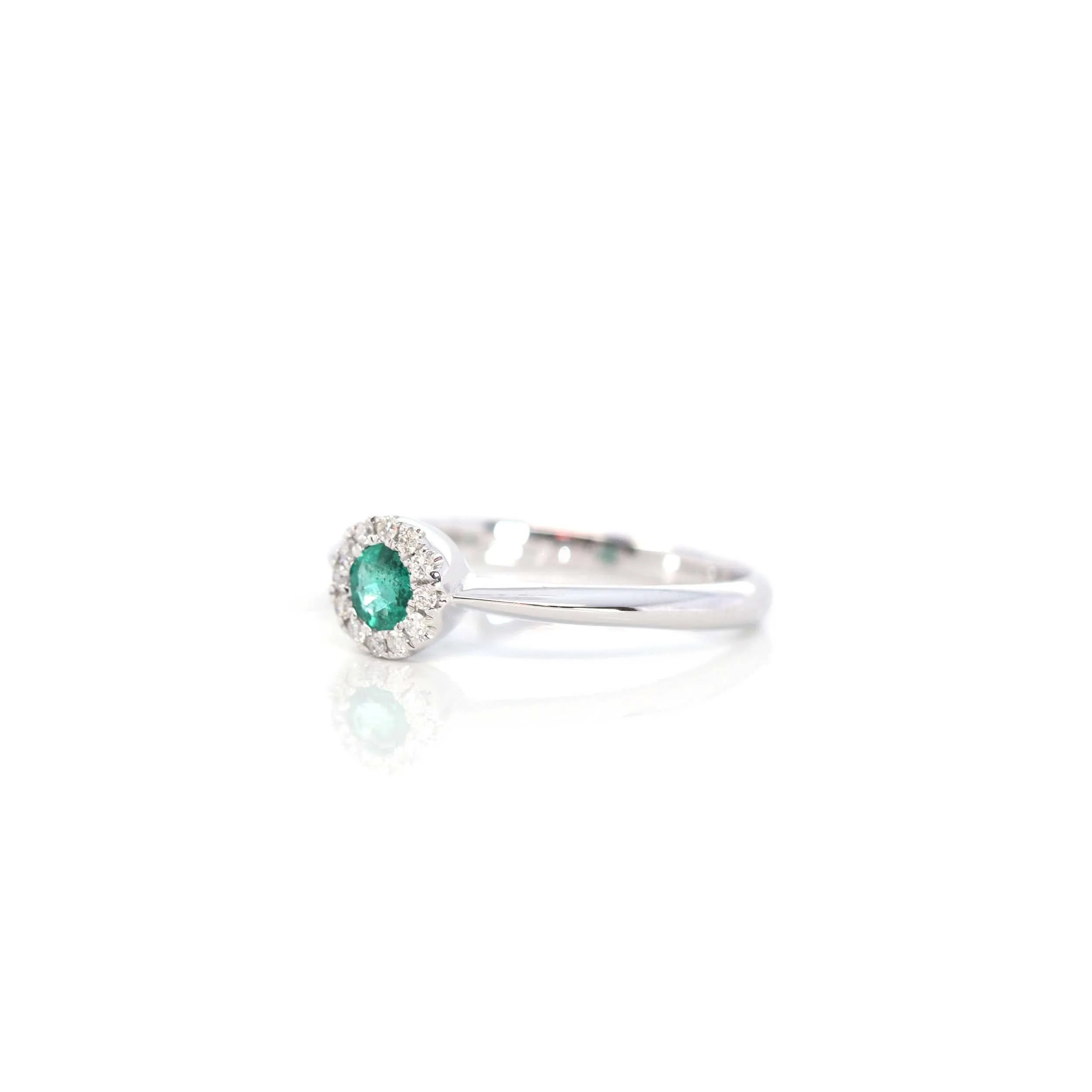 14k White Gold Natural Emerald Ring With Diamond