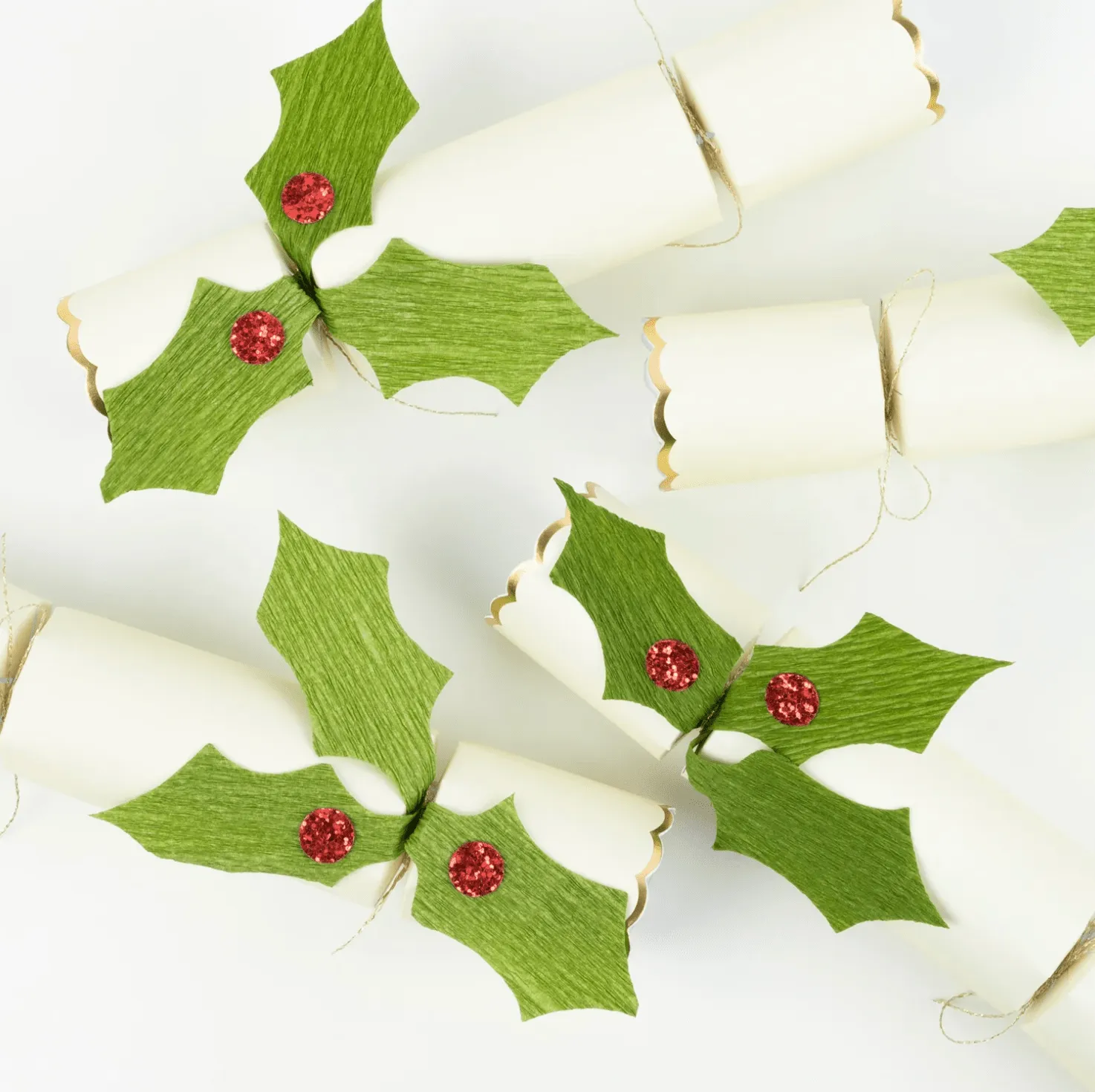 Christmas Crackers Holly (Pack 6)