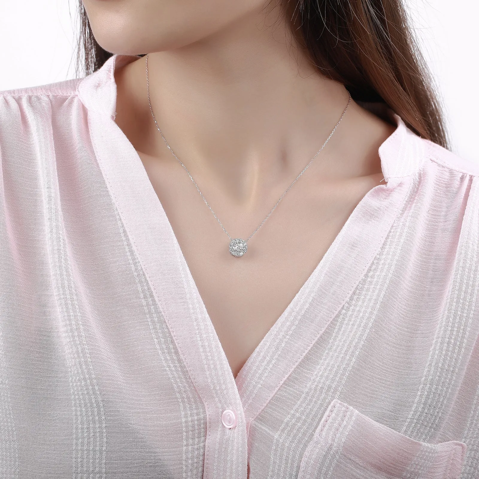 Lab Grown Diamond Halo Necklace (1 ctw)