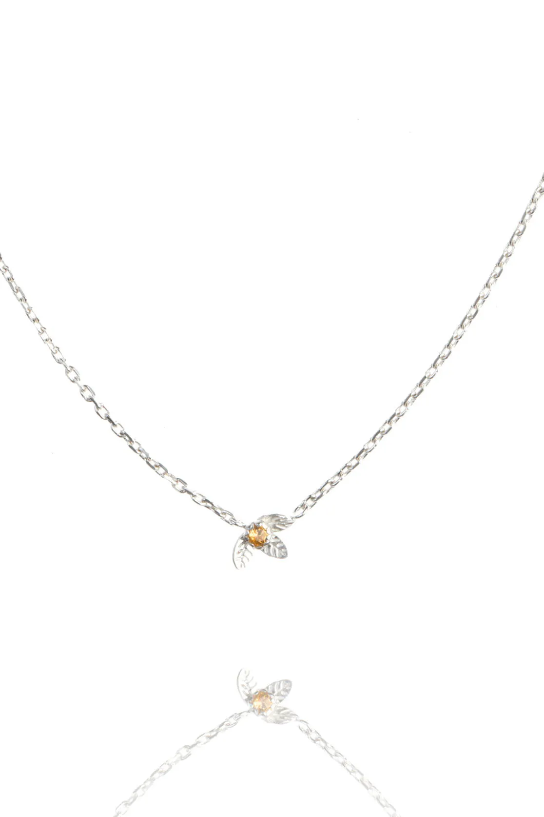 Little leaf pendant