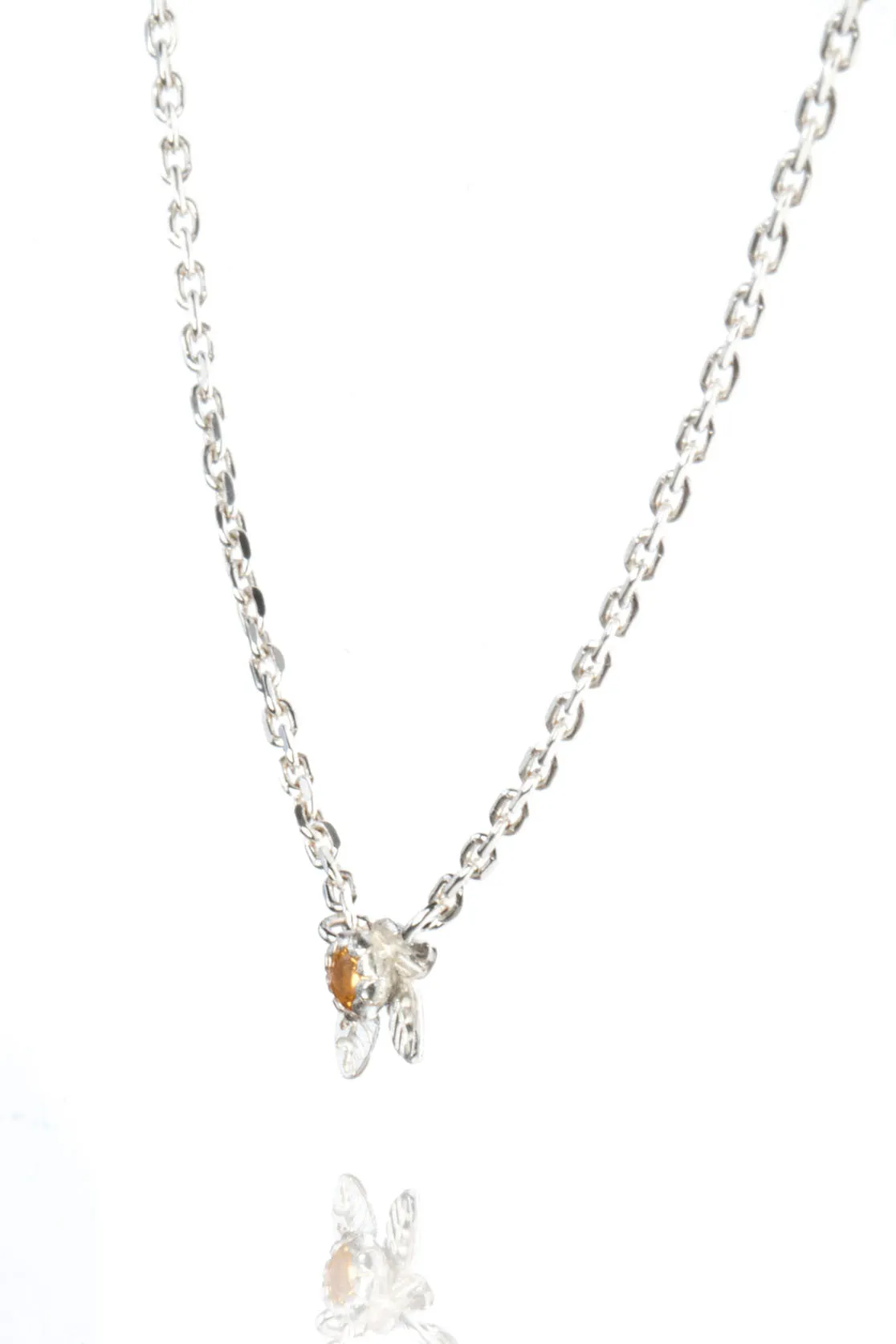 Little leaf pendant