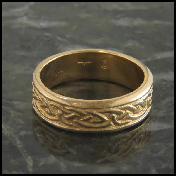 Lochalsh Knot Ring in Gold