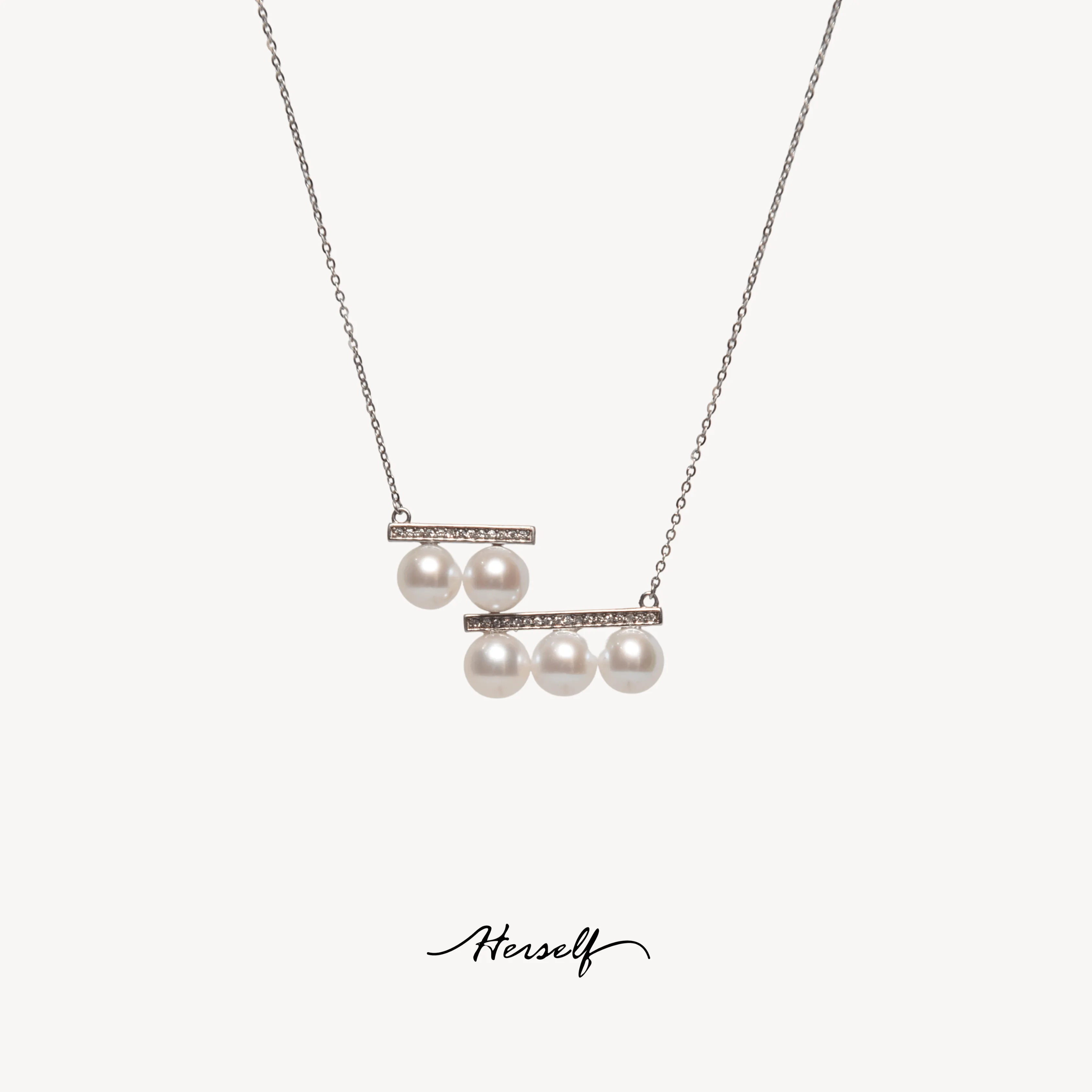 Musical Note Pearl Necklace