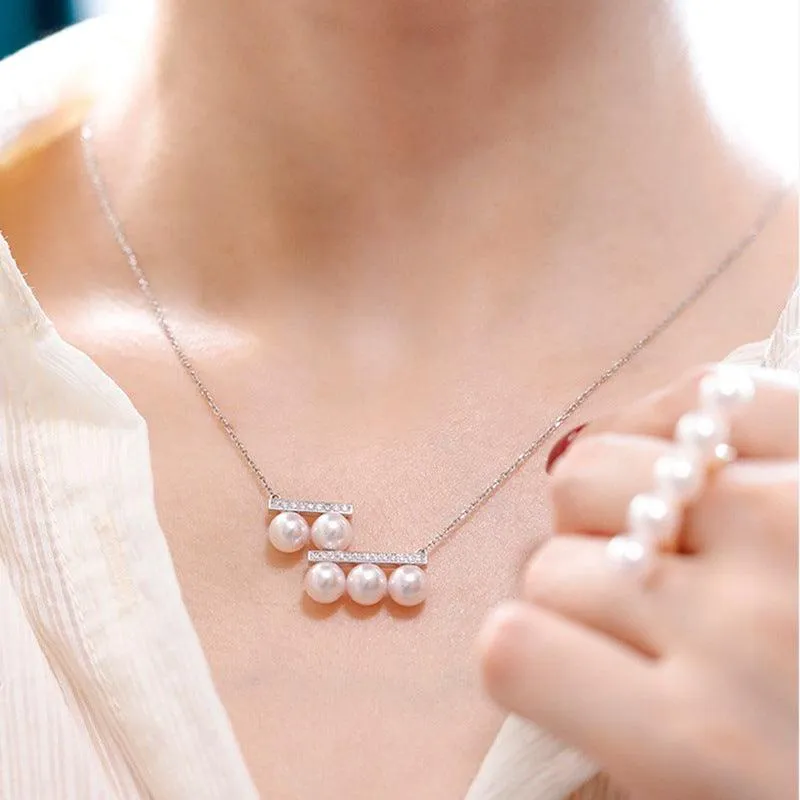 Musical Note Pearl Necklace