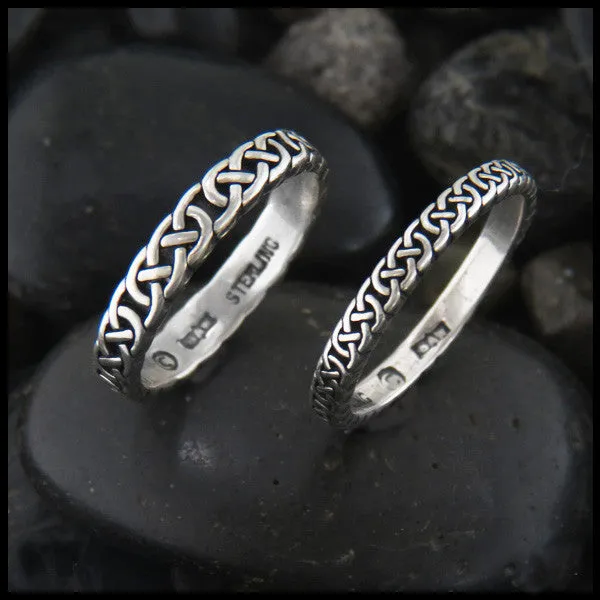 Narrow Josephine's Knot Ring in Silver