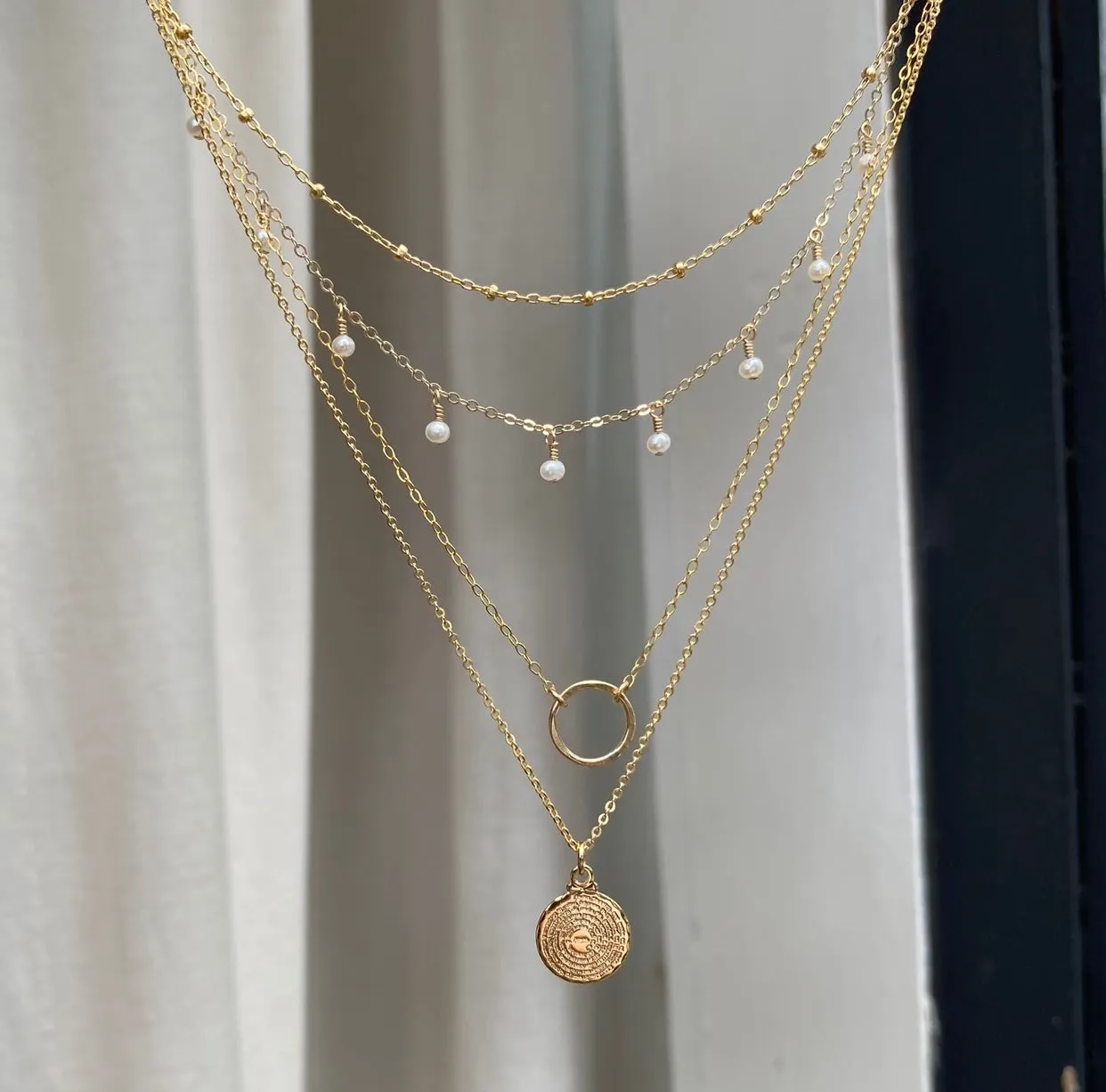 Pearly Queen Choker Necklace