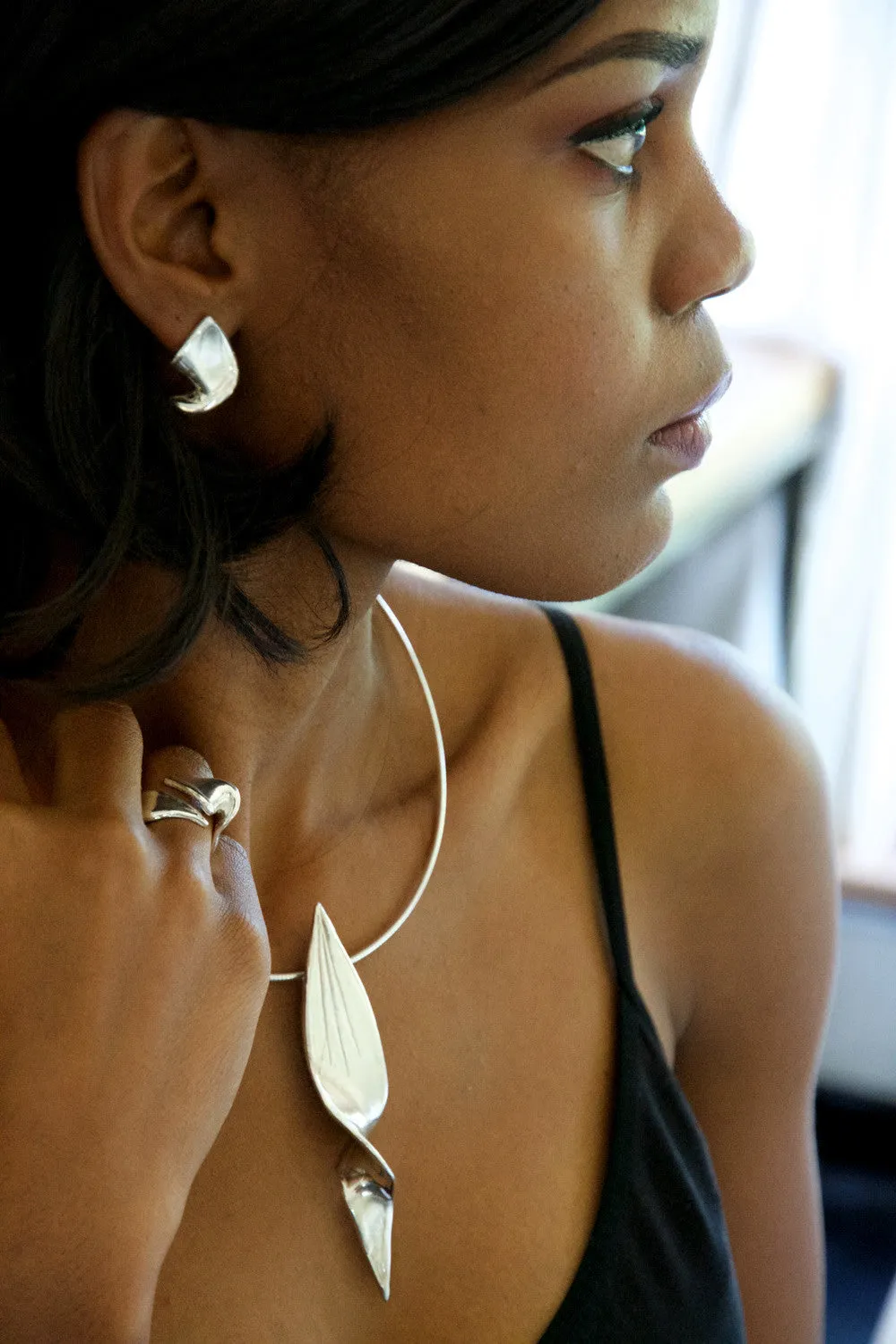 The Twist Pendant