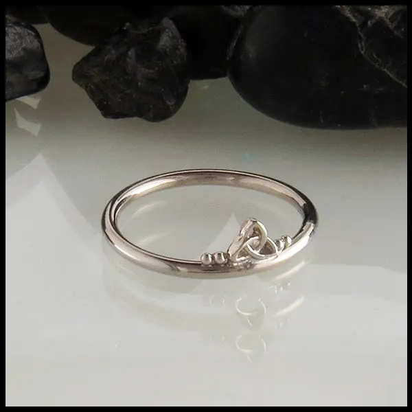 Trinity Knot Wedding Band in Gold